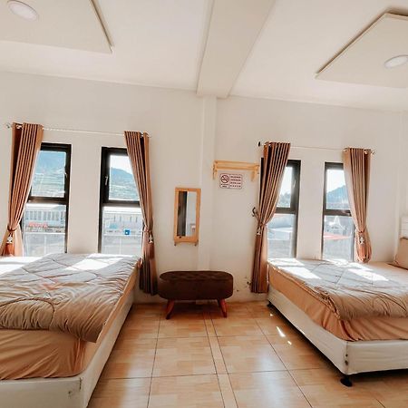 Tiga Mahkota Homestay Diyeng Exteriör bild