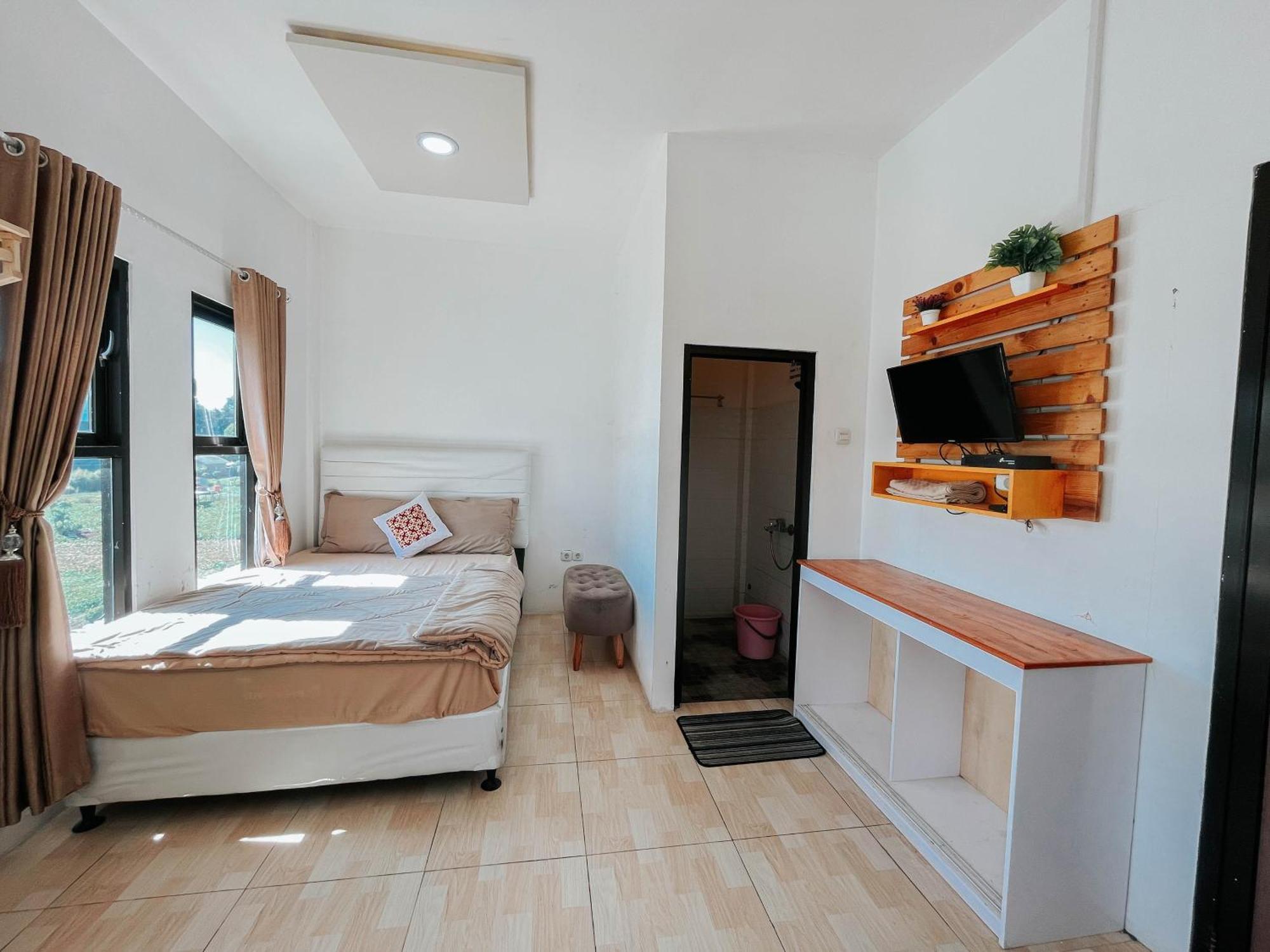 Tiga Mahkota Homestay Diyeng Exteriör bild
